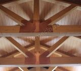 Деревянный потолок из массива ясеня и МДФ