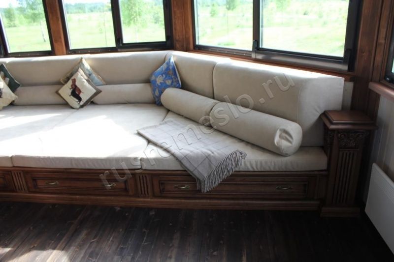Заказать Дизайнерский диван из массива дуба в Москве - Русское Ремесло