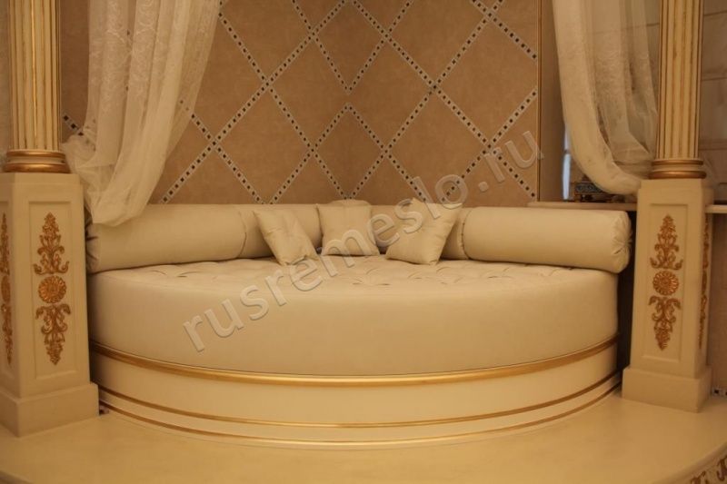 Дизайнерская кровать из массива ольхи