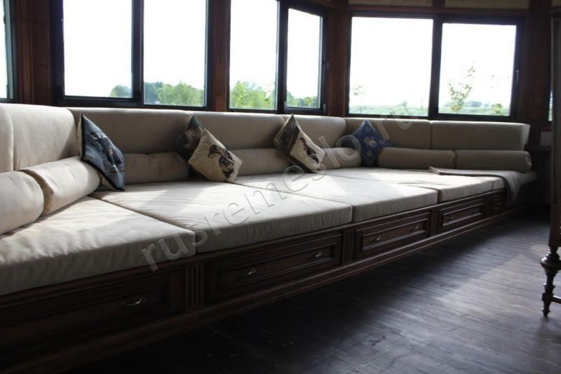 Дизайнерский диван из массива дуба